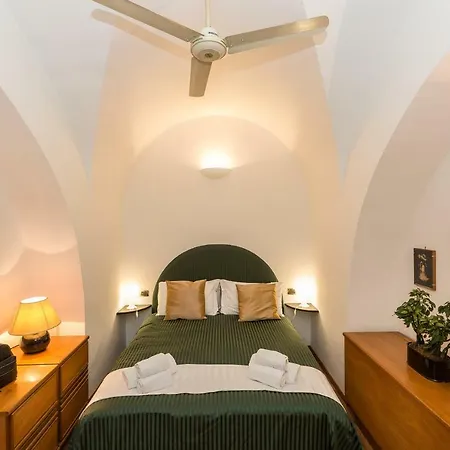 Semesterbostad Lovely New Home, Via Nazionale *